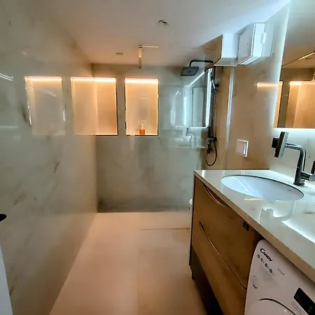 Lejlighed Sunset Retreat Stylish Loft By The Park