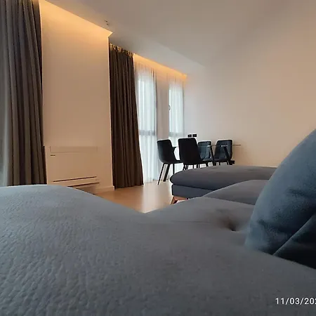 Sunset Retreat Stylish Loft By The Park *