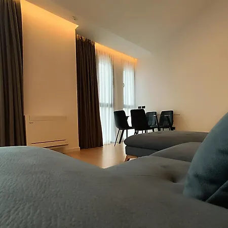 Sunset Retreat Stylish Loft By The Park *