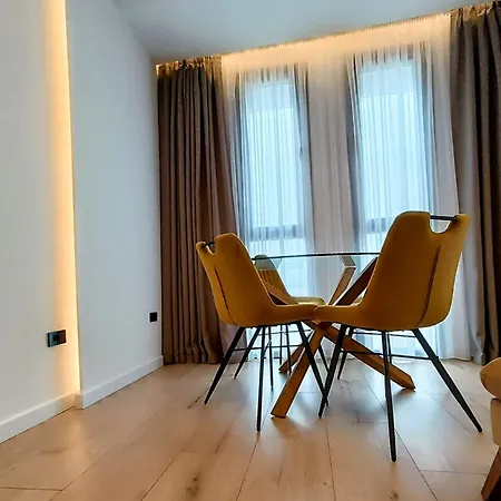 Sunset Retreat Stylish Loft By The Park Apartment *