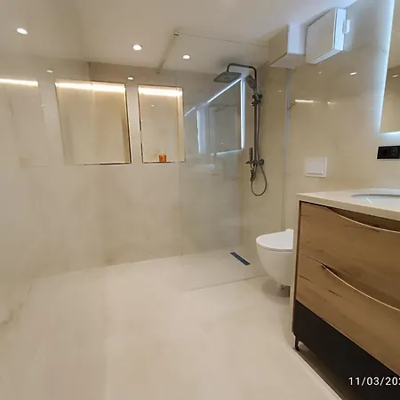 Sunset Retreat Stylish Loft By The Park *