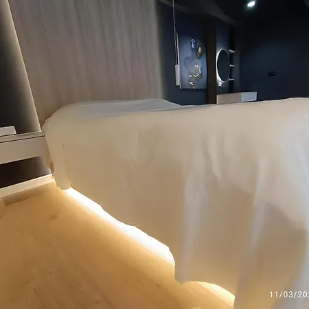 Sunset Retreat Stylish Loft By The Park 公寓