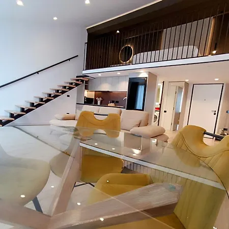 Apartment Sunset Retreat Stylish Loft By The Park