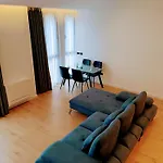 Apartment Sunset Retreat Stylish Loft By The Park *