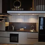Apartment Sunset Retreat Stylish Loft By The Park
