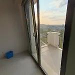 Sunset Retreat Stylish Loft By The Park Apartment