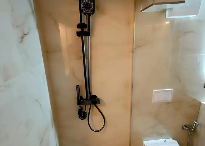 Apartmán Sunset Retreat Stylish Loft By The Park Tirana