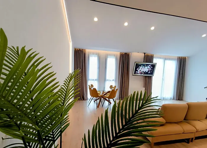 Sunset Retreat Stylish Loft By The Park Apartmán