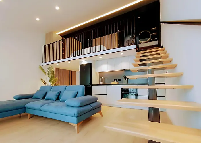 Sunset Retreat Stylish Loft By The Park * Tirana