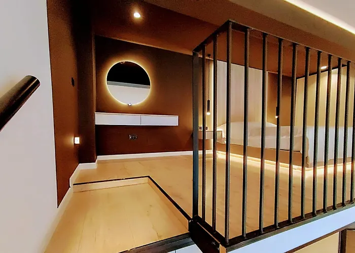 Sunset Retreat Stylish Loft By The Park Apartmán