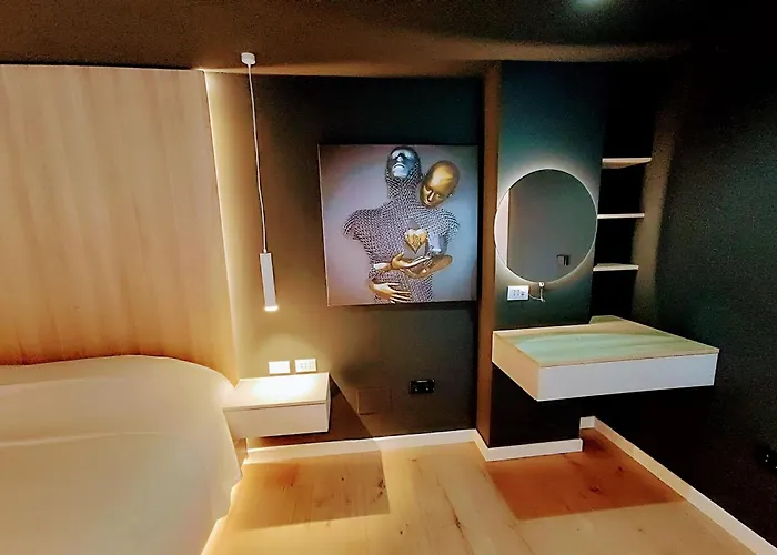 Sunset Retreat Stylish Loft By The Park Apartmán *