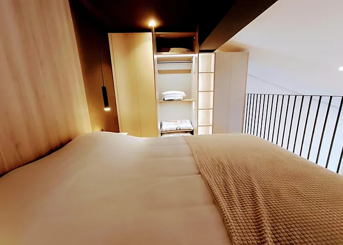 Sunset Retreat Stylish Loft By The Park Apartmán