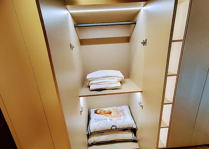 Apartmán Sunset Retreat Stylish Loft By The Park *